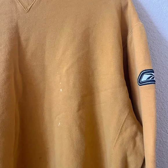 Reebok Mustard Crewneck - Picture 2 of 8